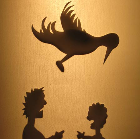 Le clown, la fleur et l'oiseau