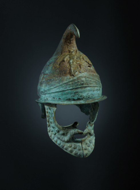 casque-thracien-en-bronze