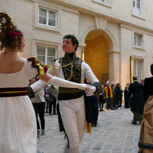 Les bals de l'Hôtel de la Marine : danseurs