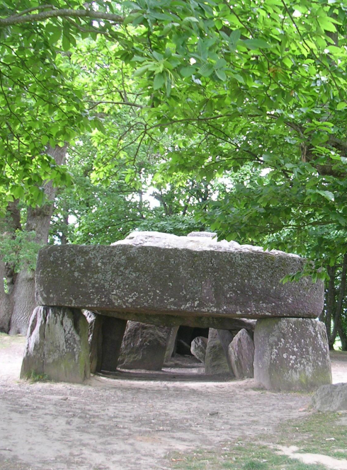 Essé - La Roche aux Fées