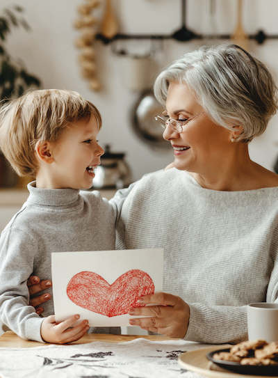 Des idées sorties pour une journée complice avec sa grand-mère
