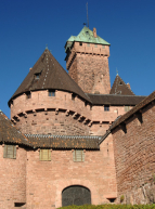 Vue du château du Haut-Koenigsbourg depuis l'Est