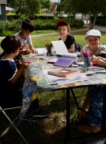 Atelier manuel enfants extérieur