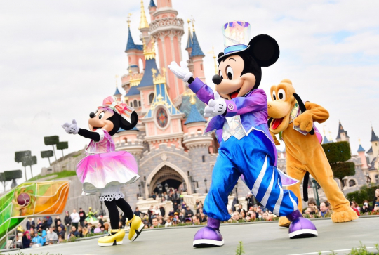 Disneyland Paris, Mickey danse