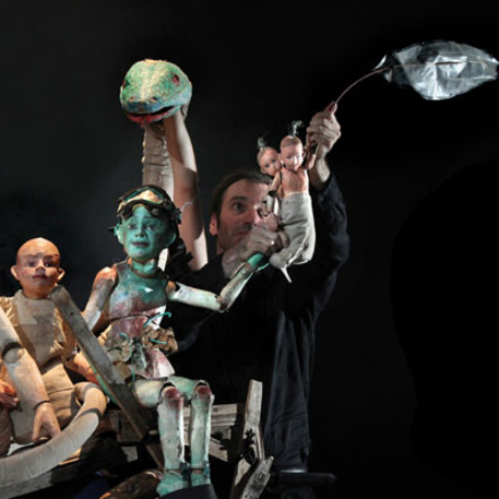 Sauvage et les enfants du fleuve - L'Hiver nu / MARIONNETTES ET DECORS