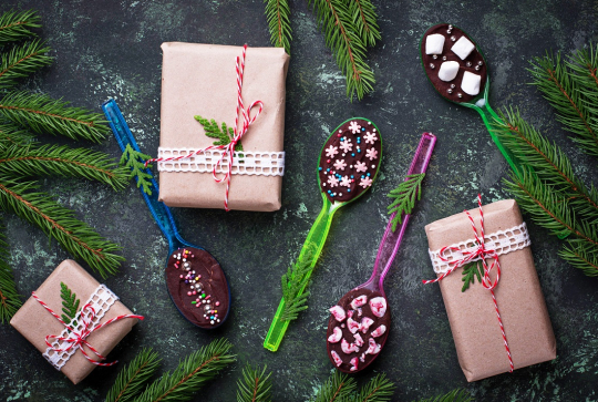 Recettes : des cadeaux comestibles à offrir pour Noël - Cuillères en chocolat