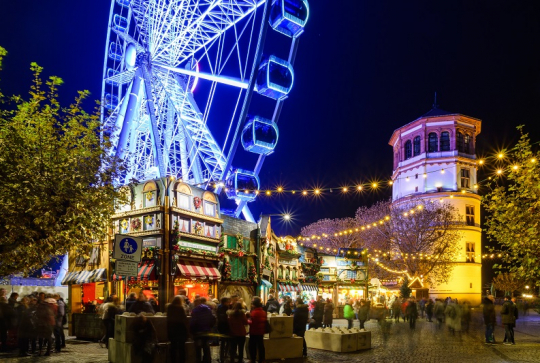 Grande roue de Noël à Colmar