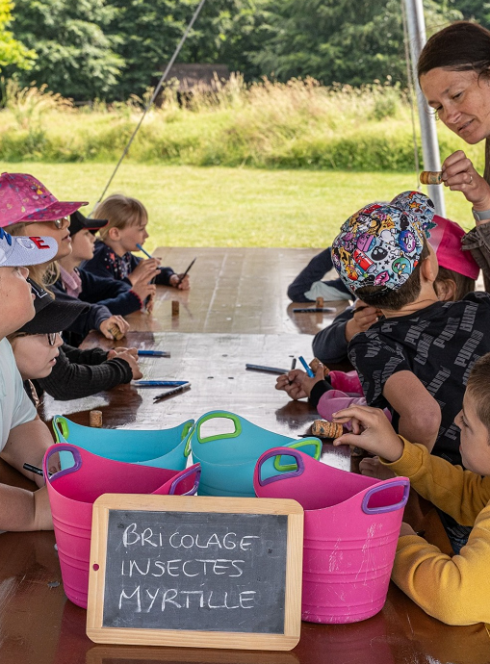 Les Mûres ont des Abeilles : Atelier en pleine nature avec les enfants