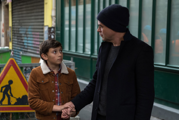 Place des Victoires - Gagic serre la main de Bruno