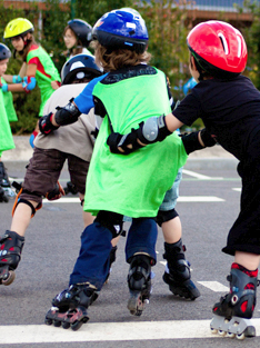 Activites D Eveil Pour Enfant A Strasbourg Loisirs Creatifs Bebe Nageur Citizenkid