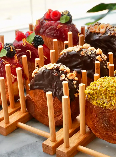 You : Des brioches sucrées au chocolat ou au fruit