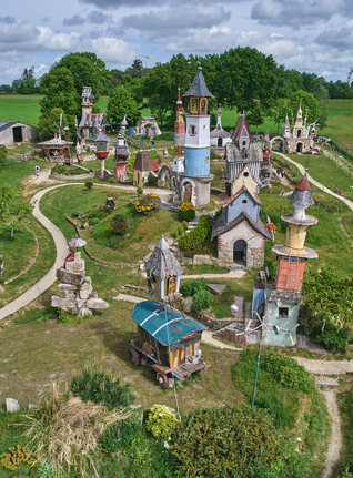 L'univers du poète ferrailleur