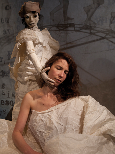 Dans les mains de Camille - Compagnie les anges au plafond