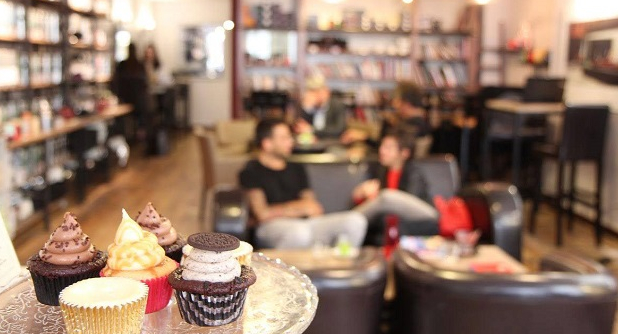 Books & Coffee Bordeaux