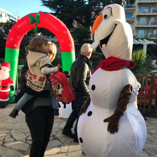 Olaf à Lou Pitchoun Parc pour les vacances de Noël