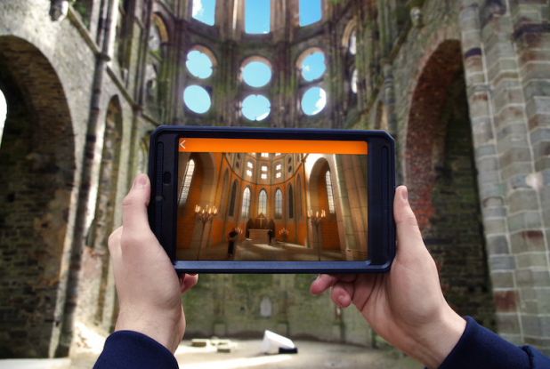 Abbaye de Villers : tablette interactive