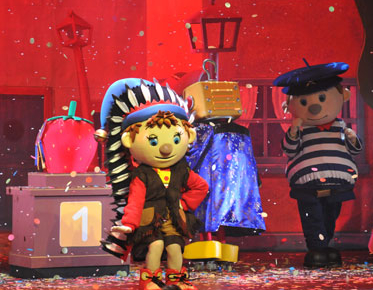 Oui-oui et le grand carnaval