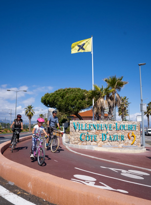 La Villeneuvoise : Balade à vélo en famille à Villeneuve Loubet