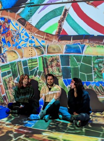 Gaudí, Architecte de l'imaginaire aux Bassins des Lumières de Bordeaux