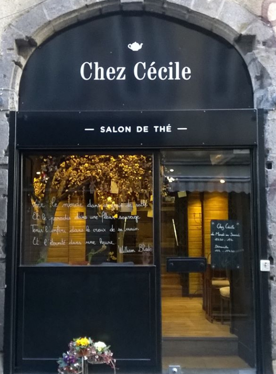 La devanture de Chez Cécile
