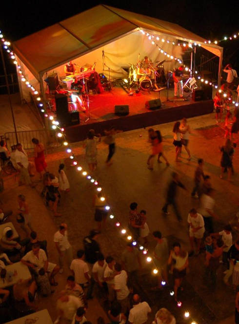 Saint-Paul-de-Vence : Bal de la Fête Nationale à la nuit tombée
