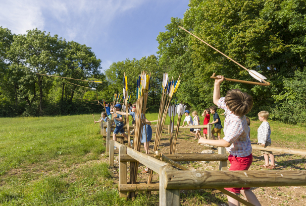 Activités enfants dans le parc des Grottes du Cerdon