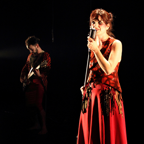 Rouge - Jeanne Béziers