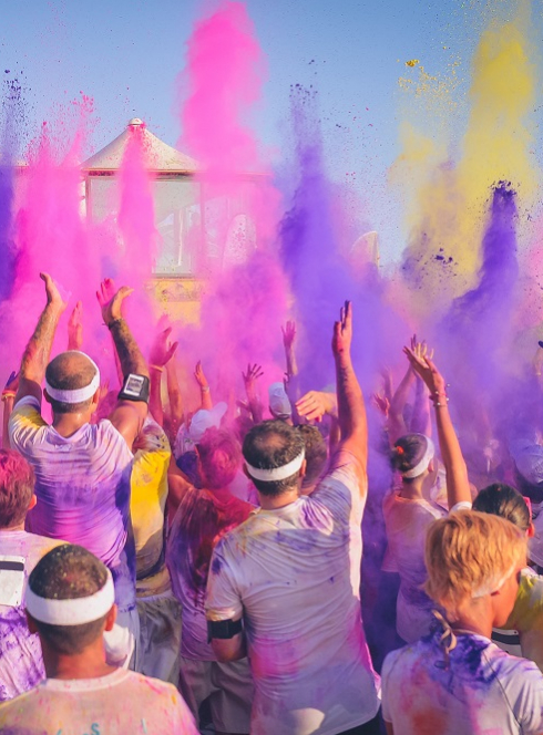 Adrien Colors Games : course sportive ponctuée de jets de couleurs