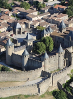 Château et remparts de la Cité de Carcassonne en famille