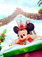Parade de Noël avec Mickey à Disneyland Paris