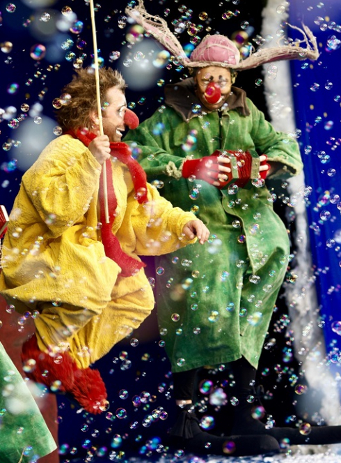 Slava's Snowshow - Slava Polunin : Troupe sur scène