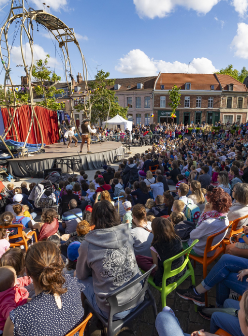 Festival des Binbins : Spectacle de rue pour les enfants à Douai