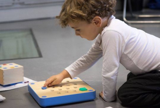 COLORI : ateliers code Montessori pour les enfants