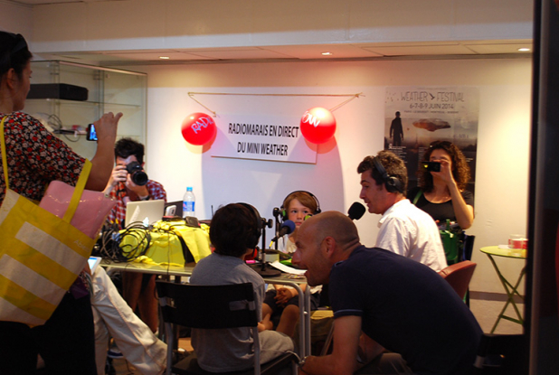 Mini Weather : Radio Marais s'est rendue à la Mini Weather pour interviewer les enfants.