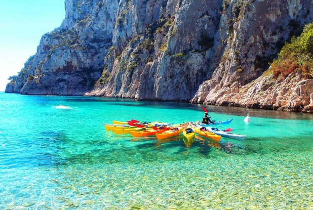Découvrez la beauté des calanques