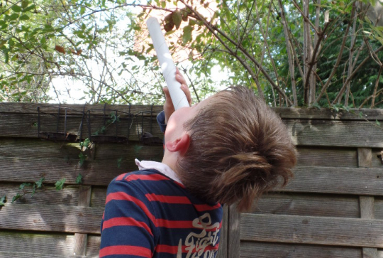 À l'abord'âge, le café des enfants : activité jardinage