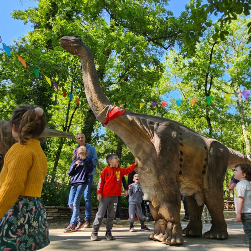 AnimaParc® Occitanie : parade de dinosaures