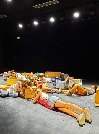 Les ateliers improvisés de théâtre