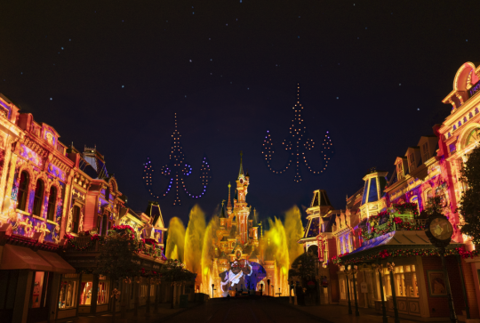 Disneyland Paris - Tales of Magic allée