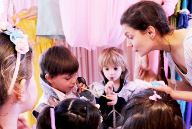 Queenie in Powerland : animation