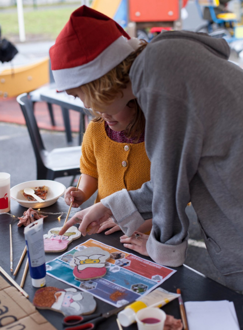 Noël 2021 dans la Place au Kfé des Familles