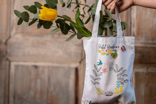 Un totebag printanier DIY