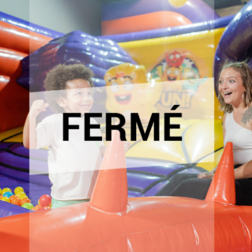 TFOU Parc Tourcoing : Un petit garçon joue dans une structure gonflable