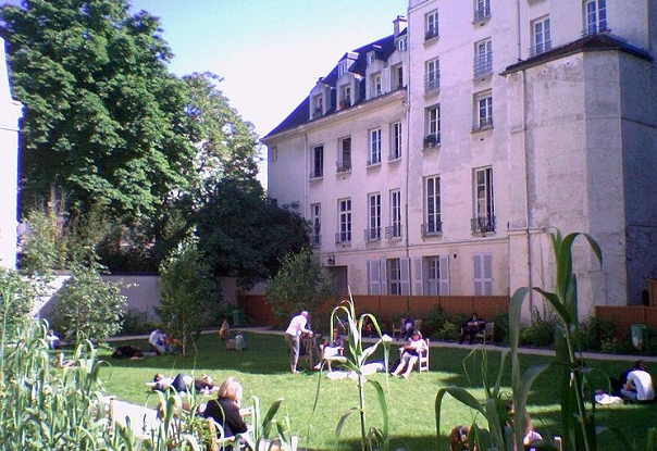 Jardin Francs-Bourgeois-Rosiers