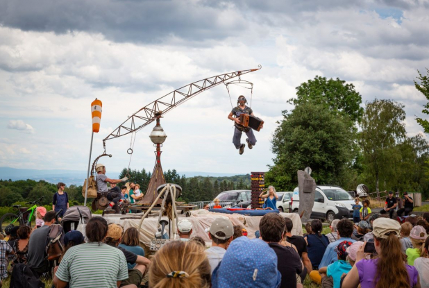 Les Nuées Ardentes - Accordéon