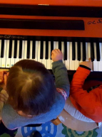 Activites D Eveil Pour Enfant A Montpellier Loisirs Creatifs Bebe Nageur Citizenkid