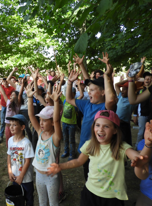 L'Association Cavale : séjours vacances sur le site du Loup-Garou