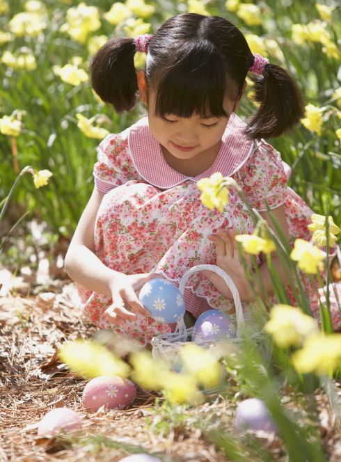 A la chasse aux oeufs de Pâques en 2013