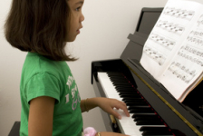 Cours de piano enfant