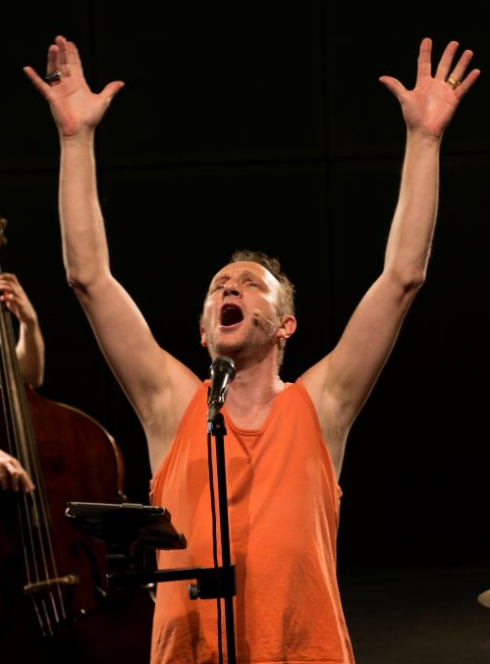 COURIR - Thierry Romanens & Format A'3